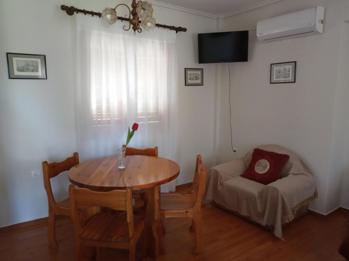 Апартаменты Manousi 1- Ground Floor Мистра Экстерьер фото